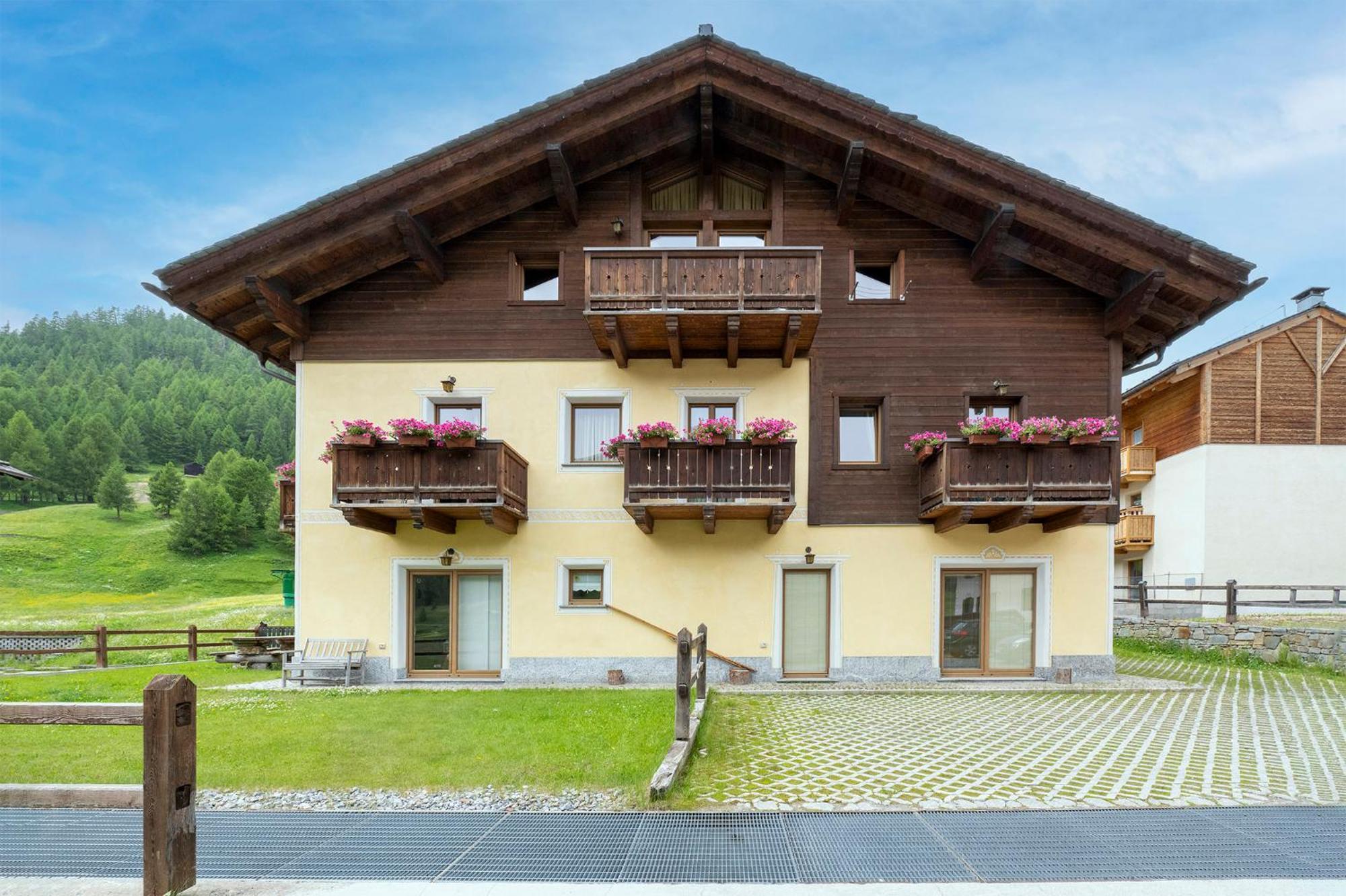 Vera Apartment Livigno Kültér fotó